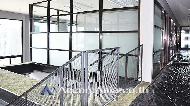  1  Office Space For Rent in Phaholyothin ,Bangkok MRT Phahon Yothin at Promphan 3 AA15834